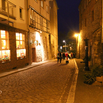 DIE LANGE NACHT DER FÜHRUNGEN