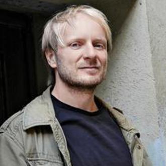 Jochen Schmidt liest aus »Gebrauchsanweisung für Ostdeutschland«