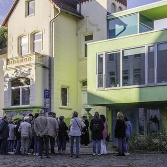 Die Magdeburger Perlenkette bei Nacht