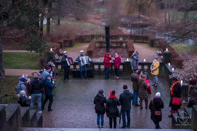 Zwischen-den-jahren-fuehrung-409-wenzel-oschington