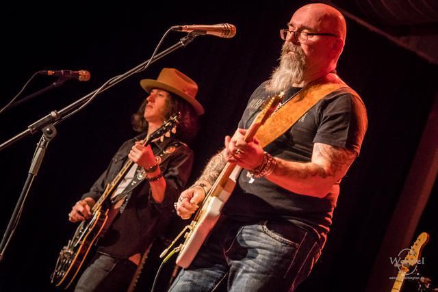 East-blues-experience-403-wenzel-oschington