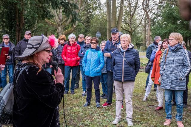 Fuehrung-suedfriedhof-415-wenzel-oschington