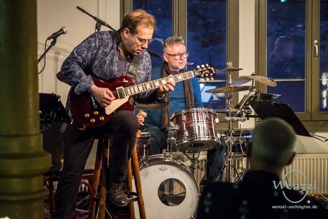 Music.club.gruen.rot-404-wenzel-oschington
