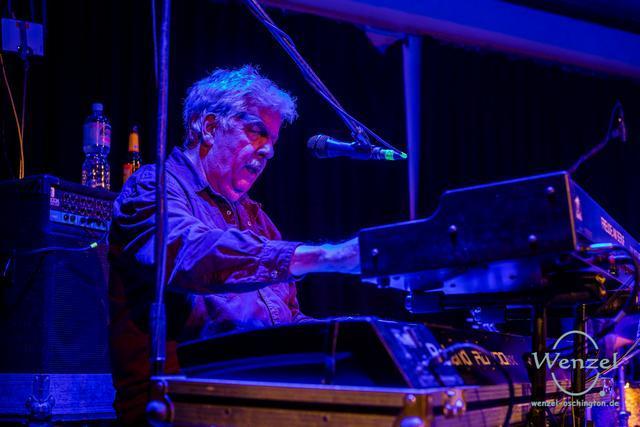 Masterpeace.engerling-408-wenzel-oschington