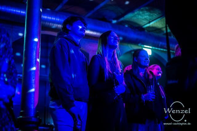 Tomas.tulpe-421-wenzel-oschington