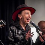 Thumb_musikclub.gruen.rot.t.wollner-403-wenzel-oschington