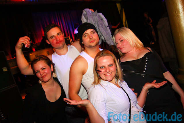 Bluelines_13.4.12_dudek-3324